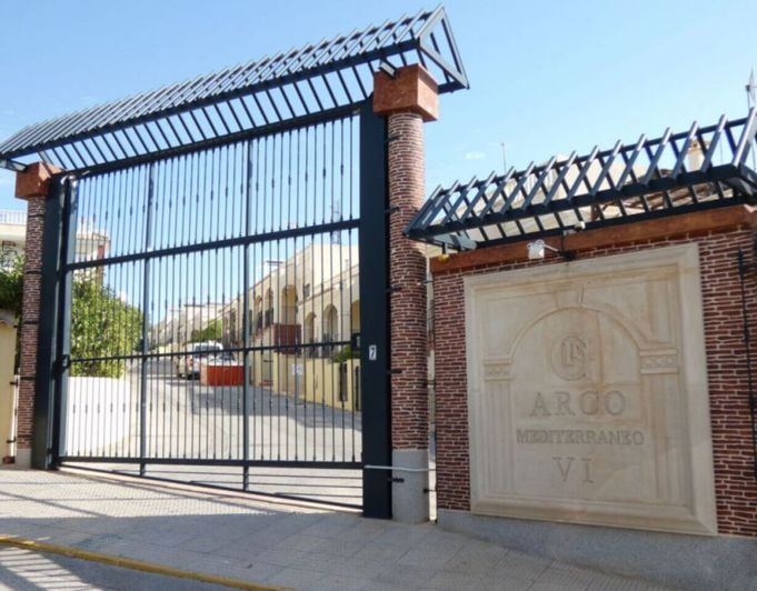 Image No.30-2 Bed Apartment for sale