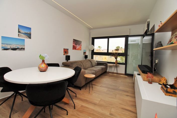 Image No.7-2 Bed Apartment for sale