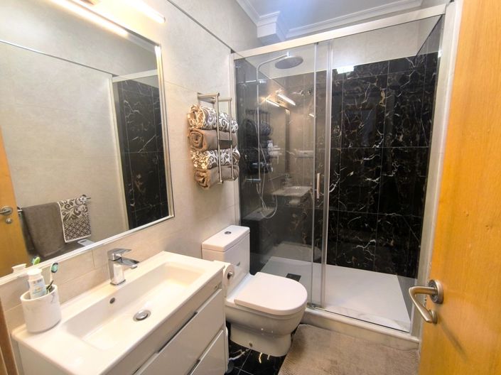 Image No.14-2 Bed Bungalow for sale