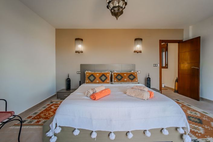 Image No.29-6 Bed Villa for sale