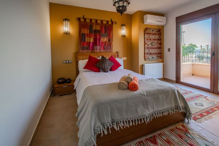 Image No.32-6 Bed Villa for sale