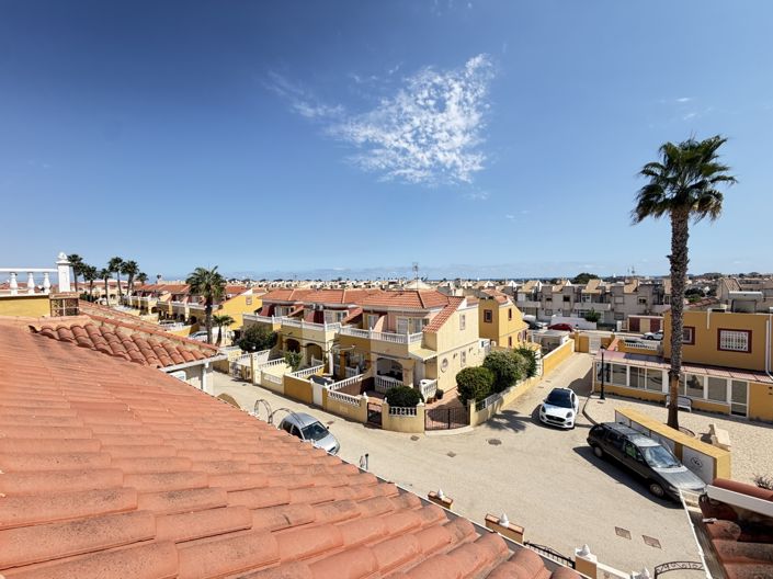 Image No.20-3 Bed Apartment for sale