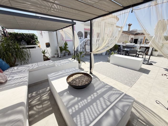 Image No.5-3 Bed Villa for sale
