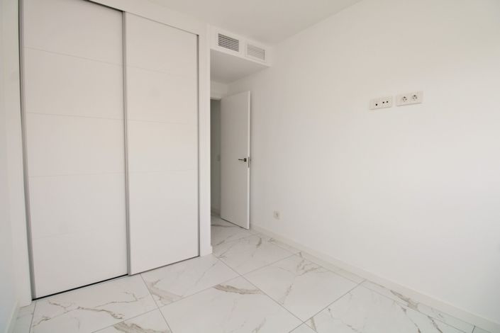 Image No.20-Apartamento con 2 dormitorios en venta