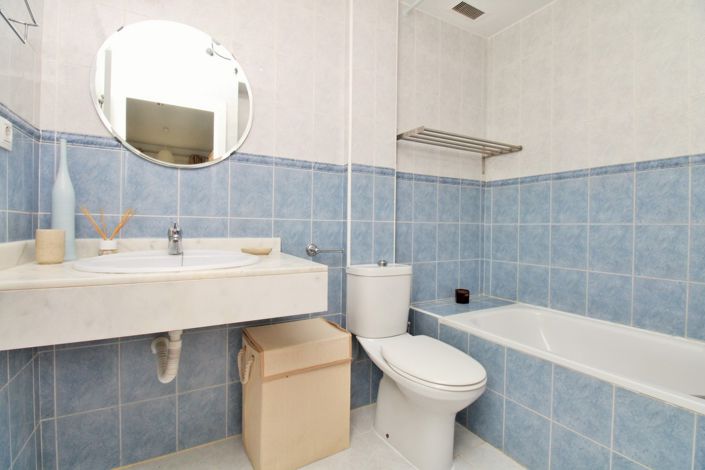Image No.19-2 Bed Apartment for sale
