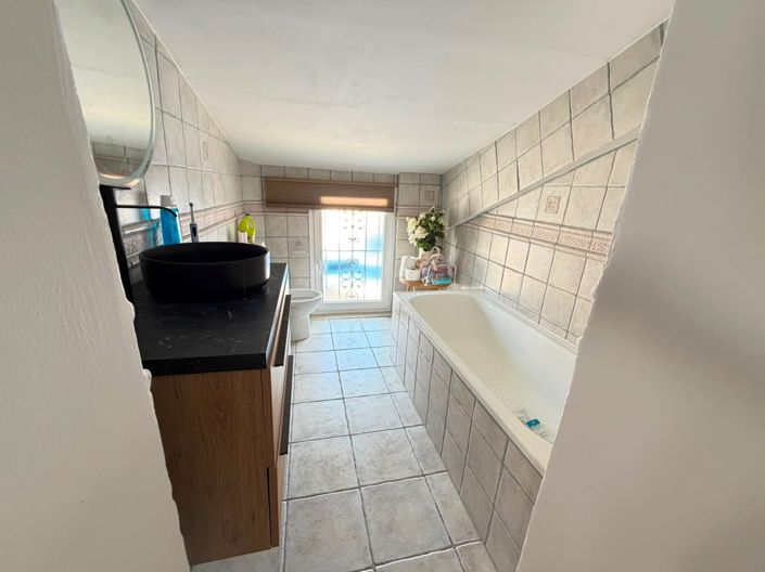 Image No.19-5 Bed Villa for sale