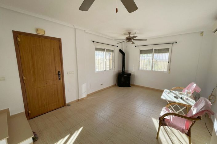 Image No.4-3 Bed Property for sale