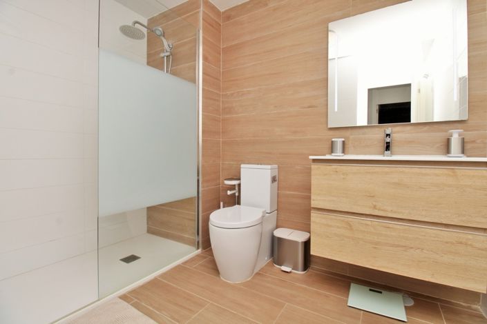 Image No.18-2 Bed Apartment for sale