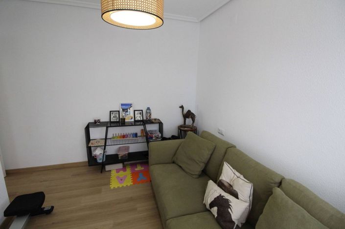Image No.22-4 Bed Apartment for sale