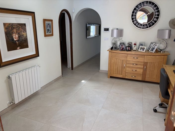 Image No.5-4 Bed Villa for sale