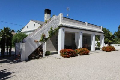 844913723beautifulvillaonalargeplot2505261710