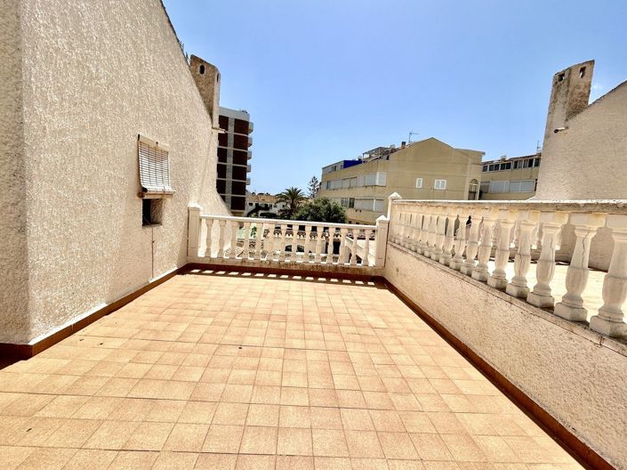 Image No.37-3 Bed Villa for sale