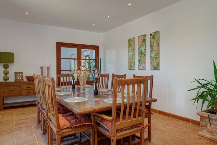 Image No.24-5 Bed Country House for sale