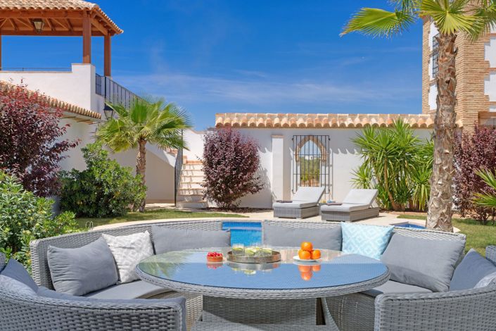 Image No.7-5 Bed Country House for sale