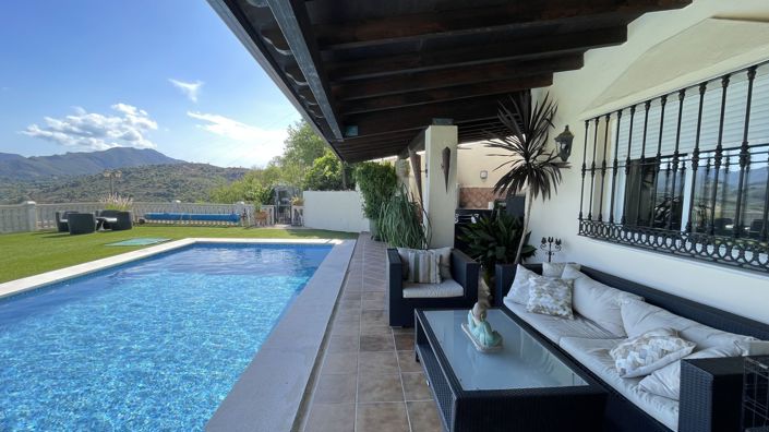 Image No.24-8 Bed Country House for sale