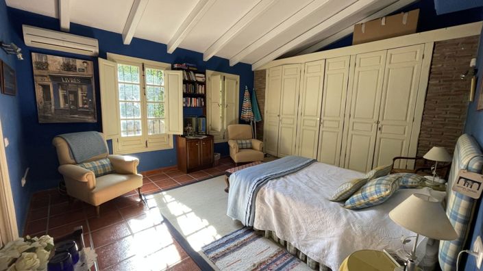 Image No.10-4 Bed Country House for sale