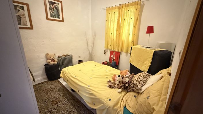 Image No.16-4 Bed Country House for sale