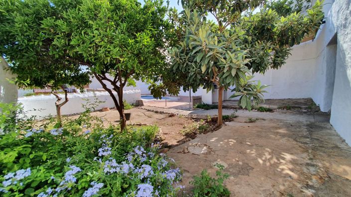 Image No.2-4 Bed Townhouse for sale