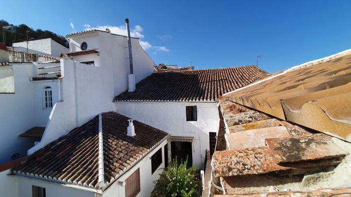 Image No.33-4 Bed Townhouse for sale