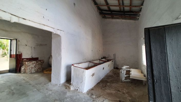 Image No.37-4 Bed Townhouse for sale