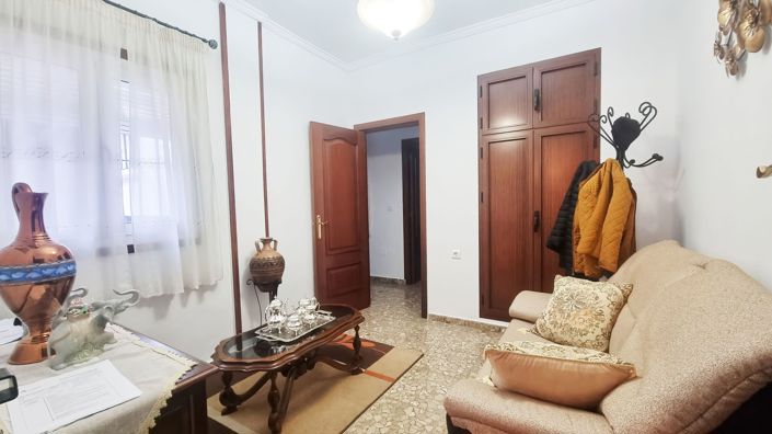 Image No.12-4 Bed Apartment for sale