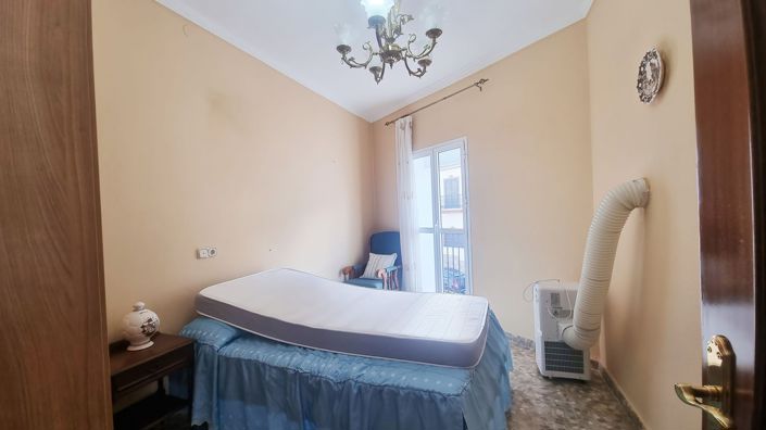 Image No.16-4 Bed Apartment for sale