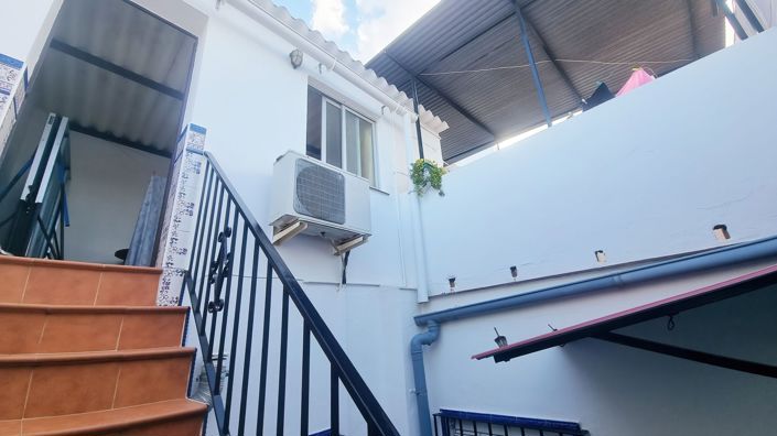 Image No.20-4 Bed Apartment for sale