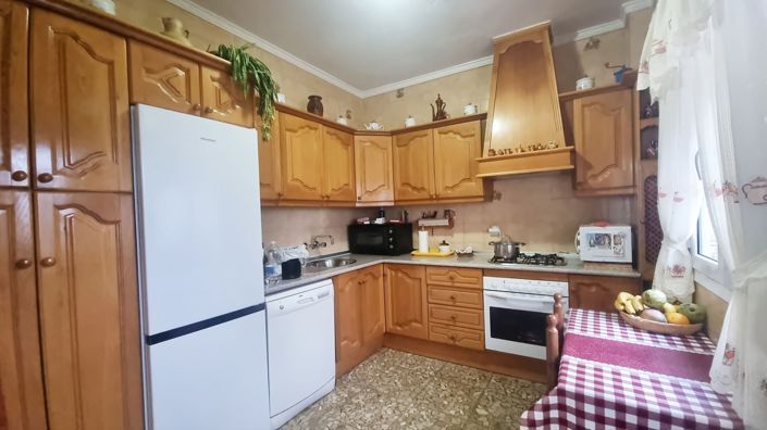 Image No.7-4 Bed Apartment for sale