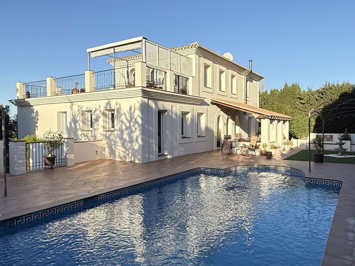 Image No.1-4 Bed Villa for sale