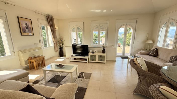 Image No.13-4 Bed Villa for sale