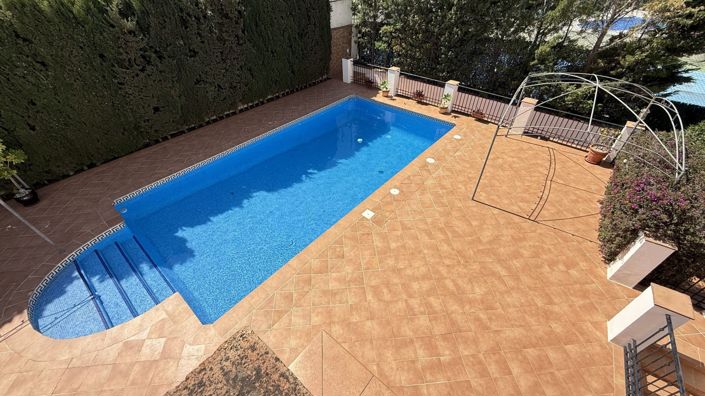 Image No.3-4 Bed Villa for sale