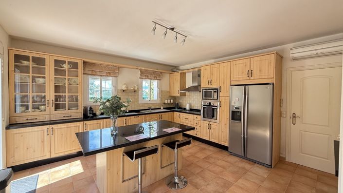 Image No.5-4 Bed Villa for sale