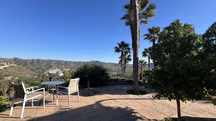 Image No.34-5 Bed Country House for sale