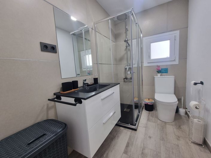 Image No.12-2 Bed Country House for sale