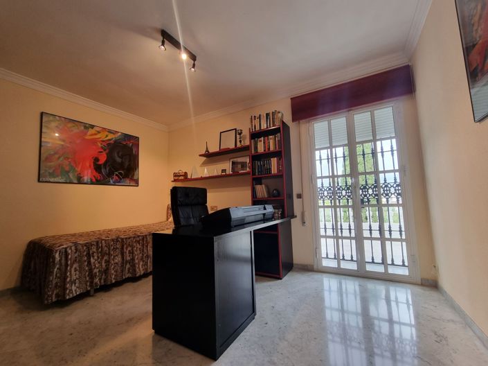 Image No.21-Maison de campagne de 9 chambres à vendre à Alhaurín el Grande