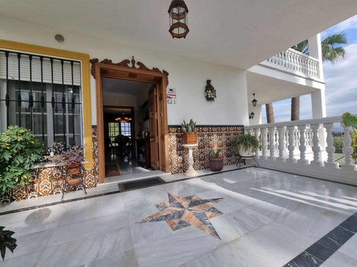 Image No.6-Maison de campagne de 9 chambres à vendre à Alhaurín el Grande