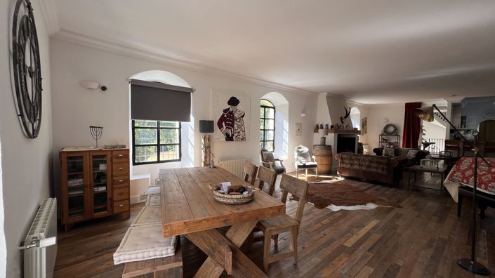 Image No.22-Maison de campagne de 6 chambres à vendre à Cadix