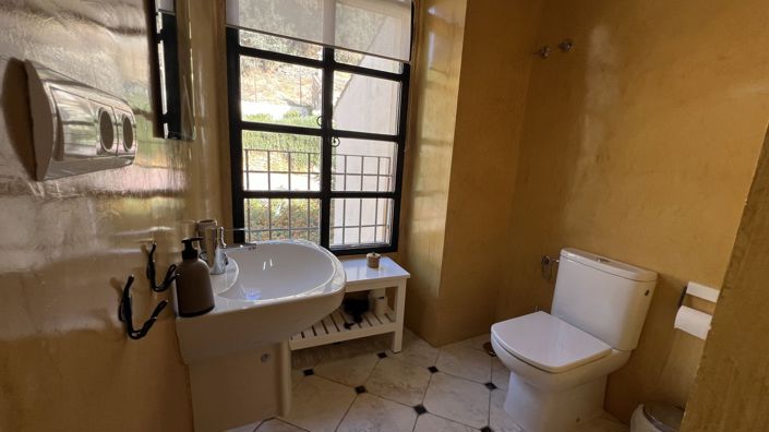 Image No.34-Maison de campagne de 6 chambres à vendre à Cadix