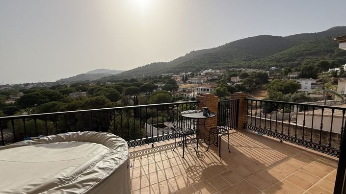 Image No.3-Villa de 5 chambres à vendre à Alhaurín de la Torre