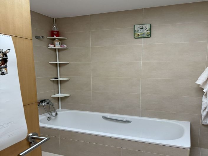 Image No.11-3 Bed Villa for sale