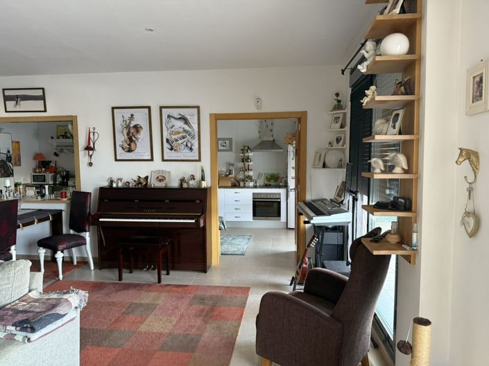 Image No.5-3 Bed Villa for sale