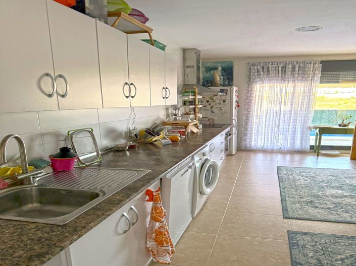 Image No.6-3 Bed Villa for sale