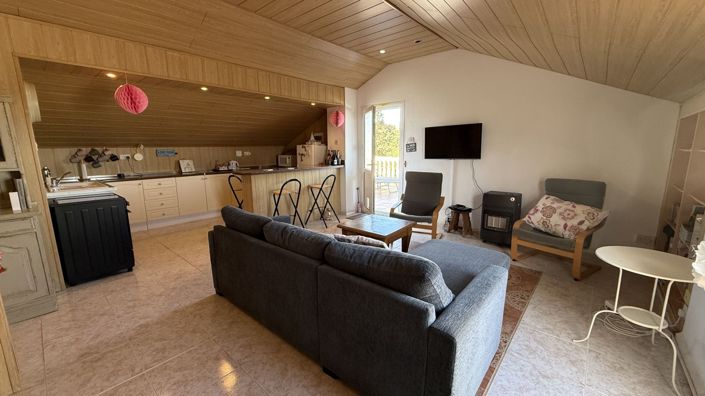 Image No.17-6 Bed Country House for sale