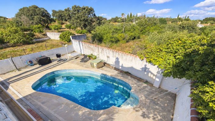 Image No.4-6 Bed Country House for sale