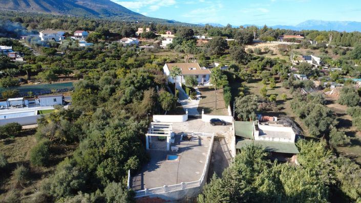 Image No.42-6 Bed Country House for sale