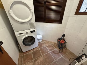 4db720d7f0be8d067c823a1d4193bd4e7809c5ffc4a