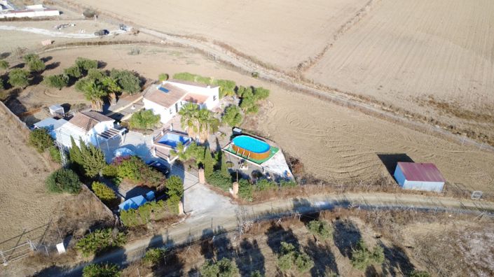 Image No.16-3 Bed Country House for sale