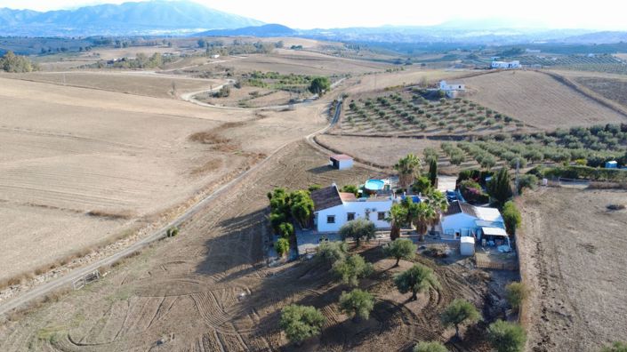 Image No.3-3 Bed Country House for sale