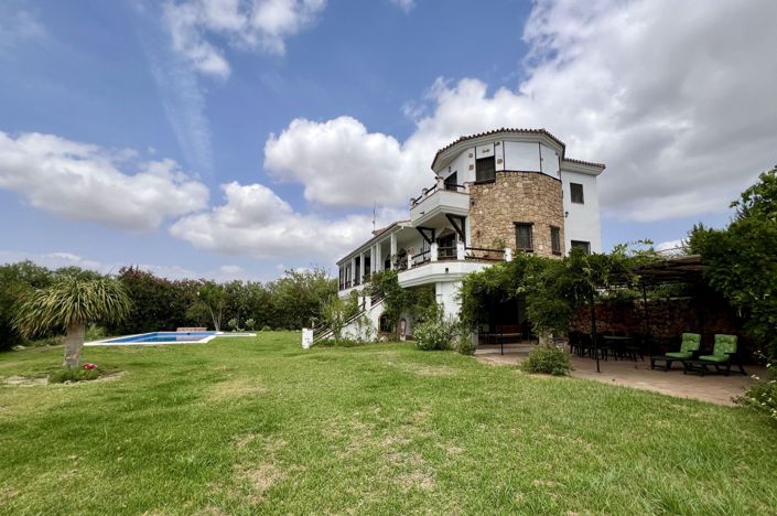 Image No.3-4 Bed Country House for sale