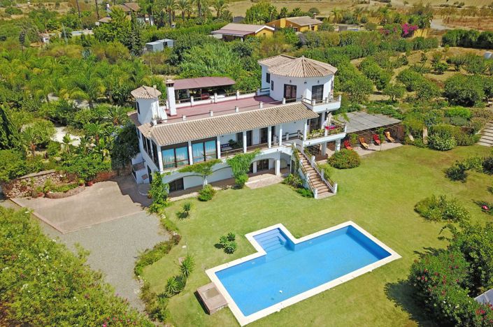 Image No.23-4 Bed Country House for sale